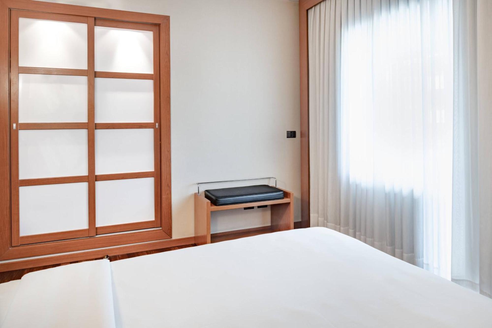 Ac Hotel Ponferrada By Marriott Exterior foto