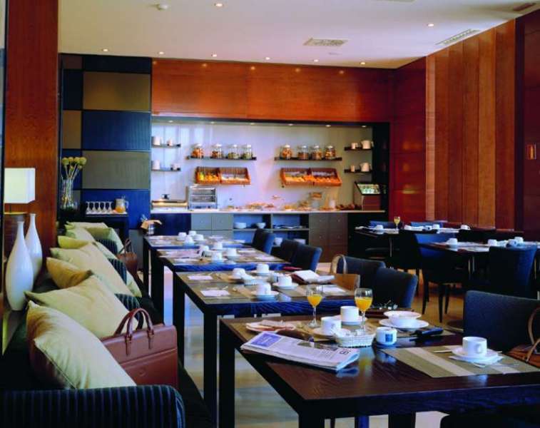 Ac Hotel Ponferrada By Marriott Restaurant foto